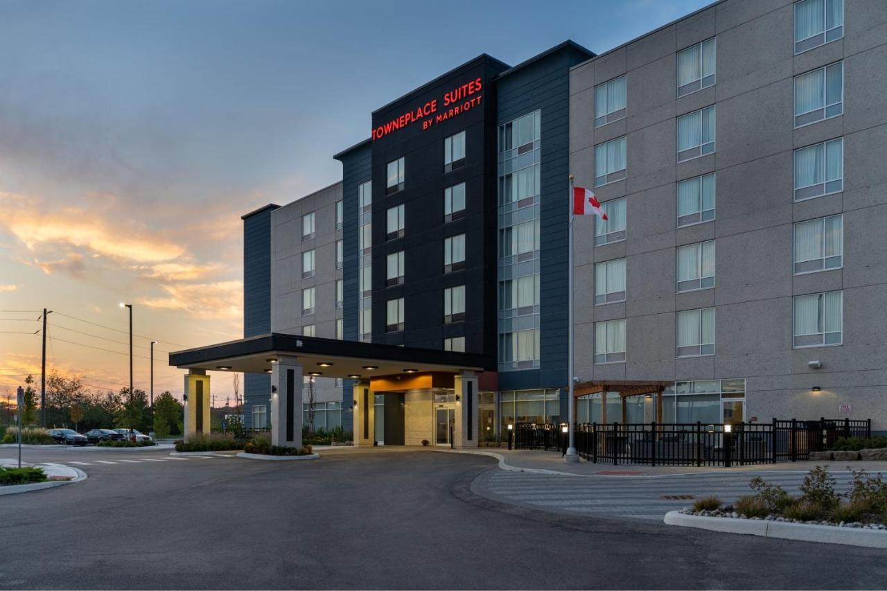 ทาวน์เพลซ สวีท บาย แมริออท แบรนต์ฟอร์ด แอนด์ คอนเฟอเรนซ์ เซ็นเตอร์ Hotel Brantford ภายนอก รูปภาพ