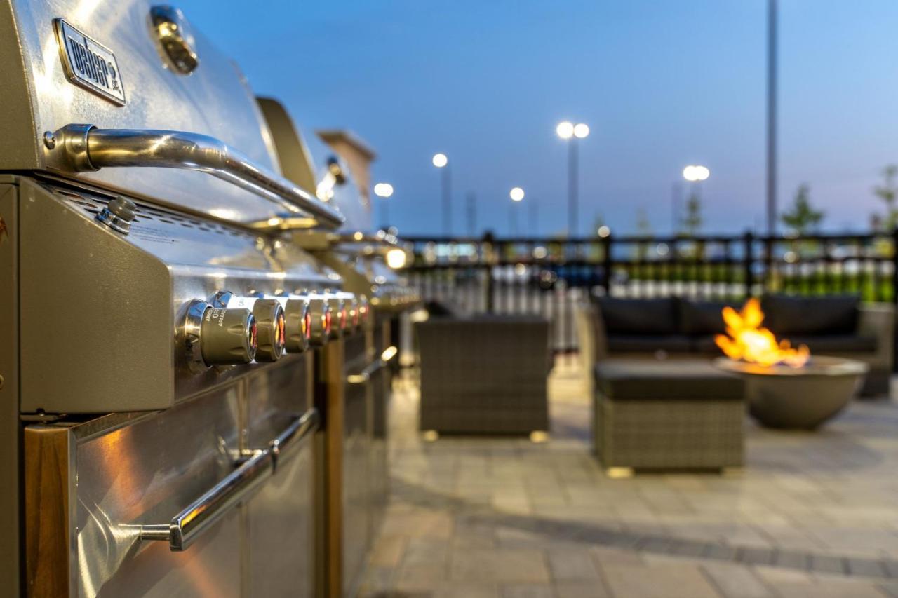 ทาวน์เพลซ สวีท บาย แมริออท แบรนต์ฟอร์ด แอนด์ คอนเฟอเรนซ์ เซ็นเตอร์ Hotel Brantford ภายนอก รูปภาพ
