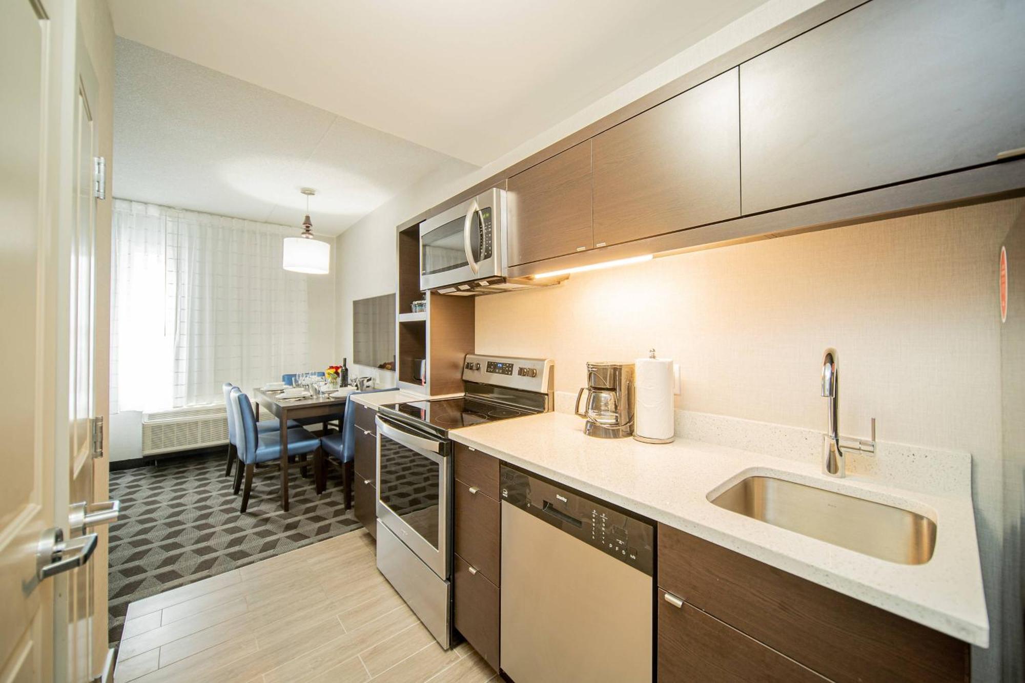ทาวน์เพลซ สวีท บาย แมริออท แบรนต์ฟอร์ด แอนด์ คอนเฟอเรนซ์ เซ็นเตอร์ Hotel Brantford ภายนอก รูปภาพ