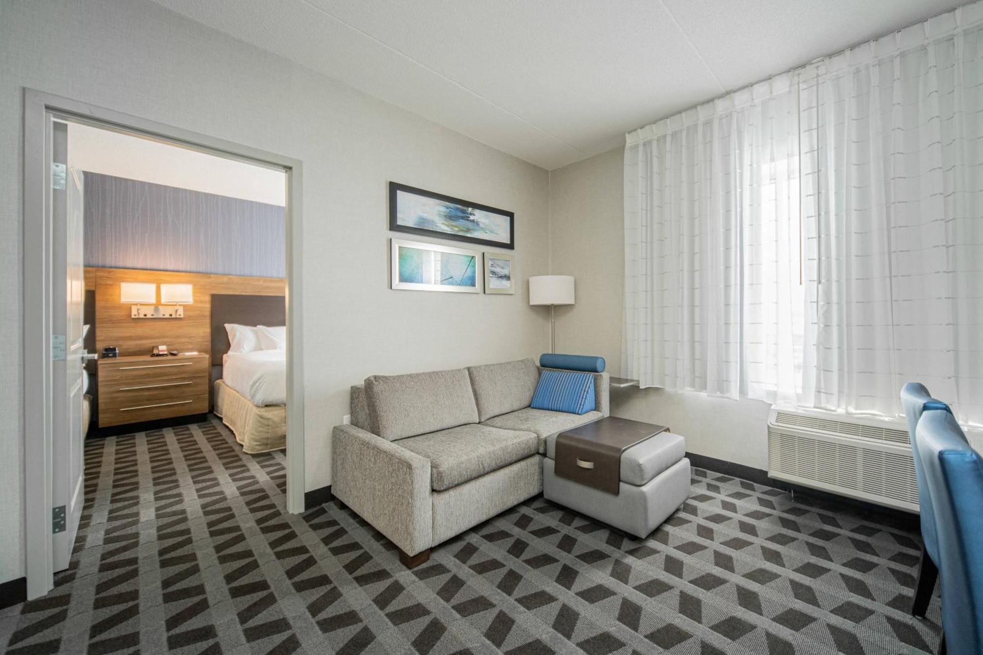 ทาวน์เพลซ สวีท บาย แมริออท แบรนต์ฟอร์ด แอนด์ คอนเฟอเรนซ์ เซ็นเตอร์ Hotel Brantford ภายนอก รูปภาพ